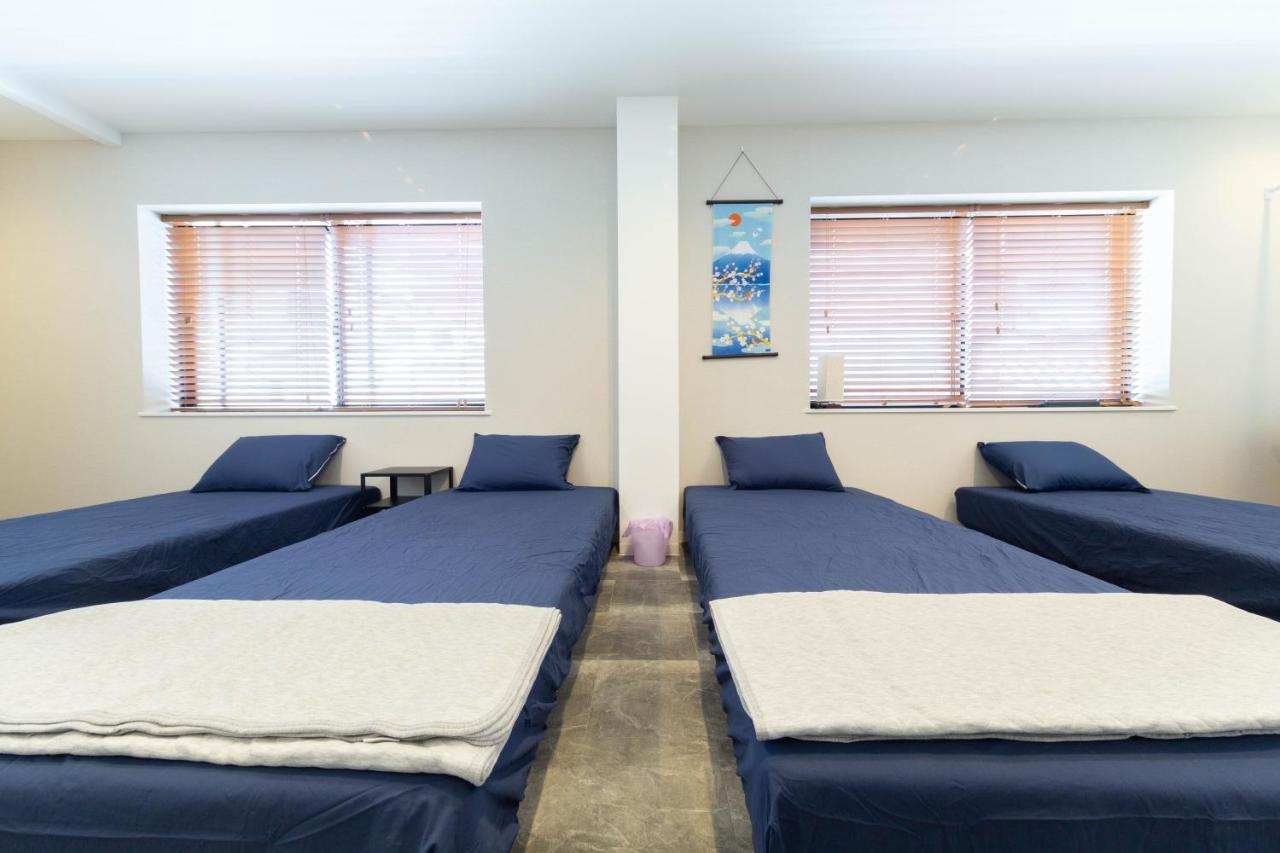 Guest House Megu-Chan Осака Екстериор снимка
