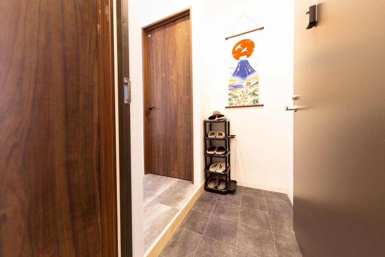 Guest House Megu-Chan Осака Екстериор снимка