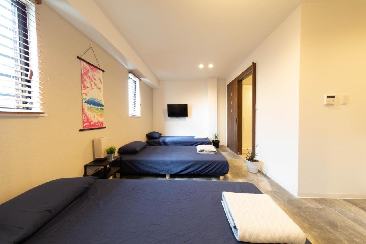 Guest House Megu-Chan Осака Екстериор снимка